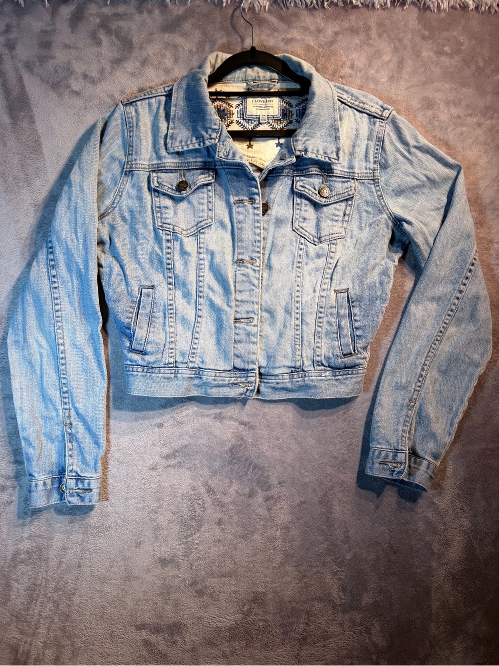 ILOVEH81 Light Wash Cropped Denim Trucker Jacket